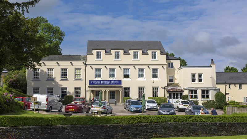 Newby Bridge Hotel